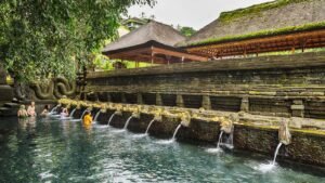 tirta-empul-temple3-1600x900